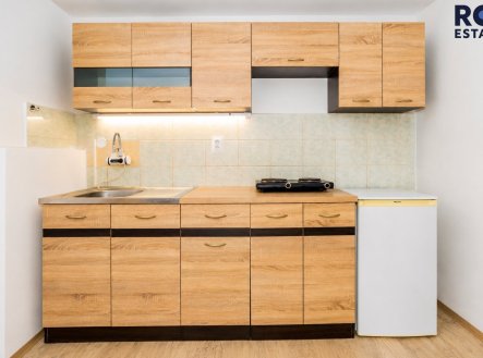 a - 3 | Pronájem bytu, 1+kk, 30 m²
