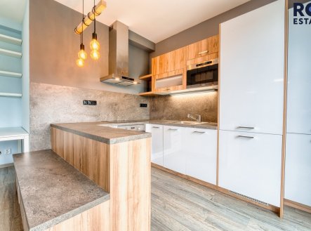 pronajem-byty-2-kk-64-m2-praha-liben-dsc03242-hdr-f5ee3b | Pronájem bytu, 2+kk, 64 m²