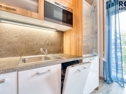 Pronájem bytu, 2+kk, 64 m²