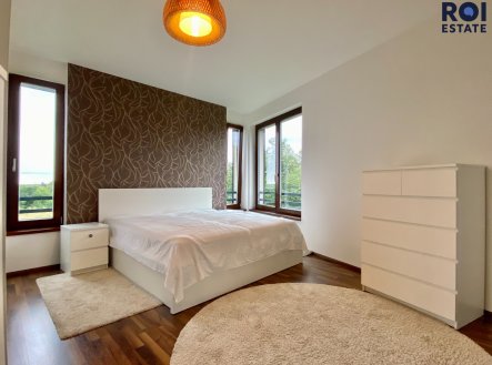 Pronájem bytu, 3+kk, 94 m²