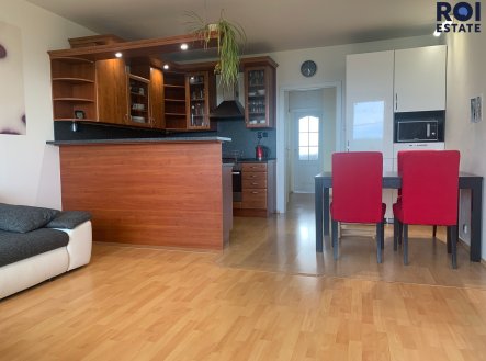 Pronájem bytu, 4+kk, 75 m²