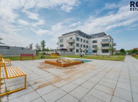 Pronájem bytu, 3+kk, 88 m²