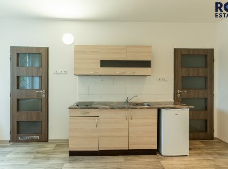 Pronájem bytu, 1+kk, 21 m²