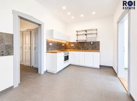 Pronájem bytu, 2+1, 100 m²