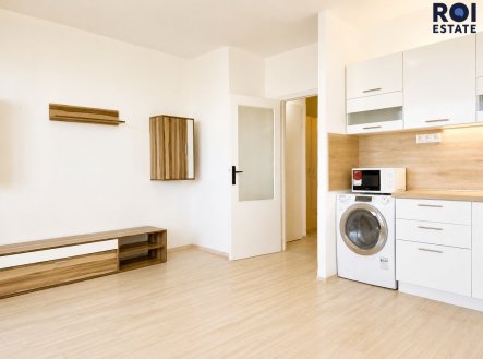 Pronájem bytu, 1+kk, 30 m²