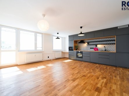 Pronájem bytu, 3+kk, 76 m²