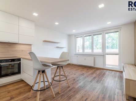 Pronájem bytu, 1+kk, 34 m²