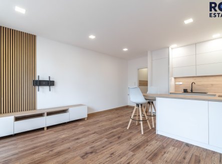 Pronájem bytu, 1+kk, 34 m²