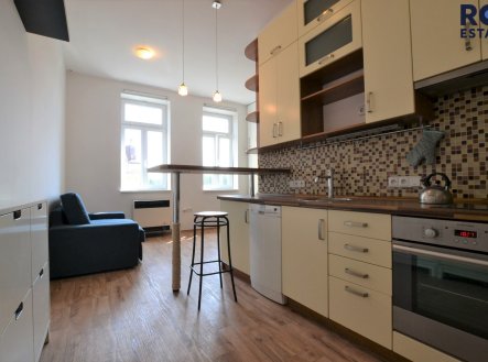 Pronájem bytu, 1+kk, 34 m²