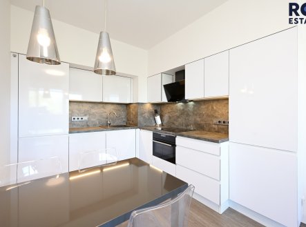 Pronájem bytu, 2+kk, 45 m²