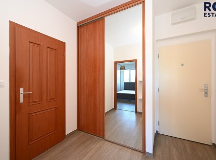 Pronájem bytu, 2+kk, 45 m²