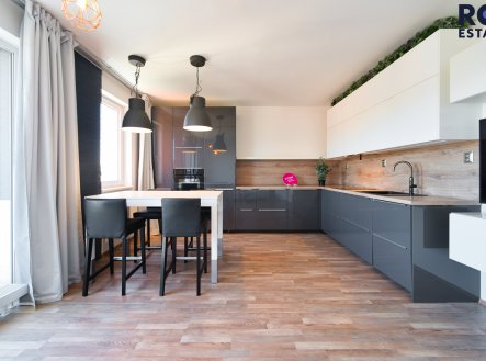 Pronájem bytu, 2+kk, 62 m²