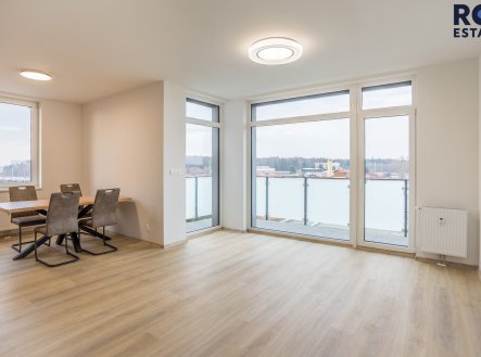 Pronájem bytu, 4+kk, 96 m²