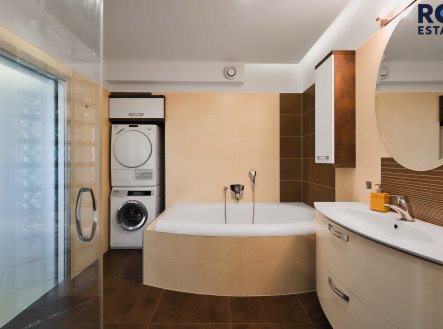 Prodej bytu, 3+kk, 79 m²