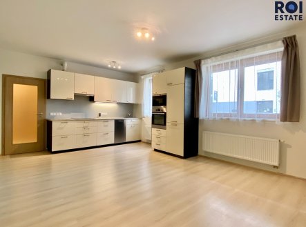 Pronájem bytu, 1+kk, 40 m²