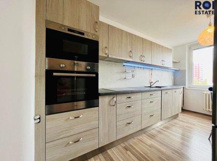 Pronájem bytu, 3+1, 64 m²