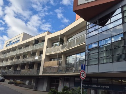 Pronájem bytu, 1+kk, 41 m²