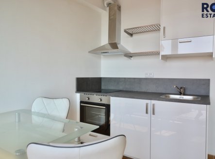 Pronájem bytu, 1+kk, 30 m²