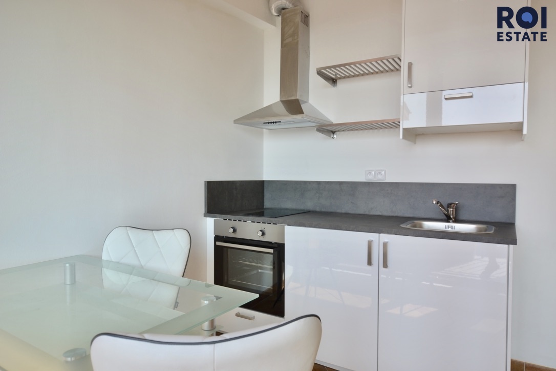 Pronájem bytu 1+kk, 30m² s parkováním, Praha 5 - Stodůlky