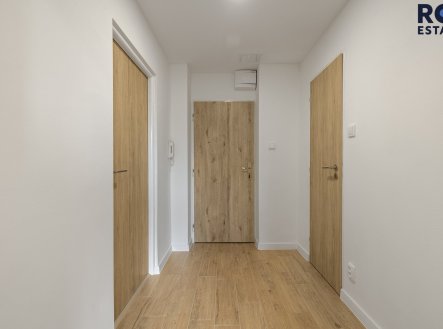 Pronájem bytu, 1+1, 39 m²