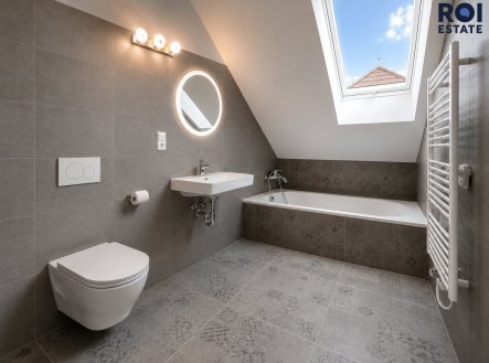Pronájem bytu, 2+1, 100 m²