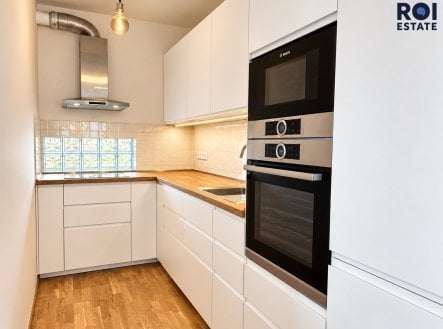 Pronájem bytu, 2+kk, 60 m²