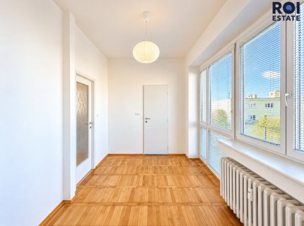 Pronájem bytu, 3+kk, 58 m²