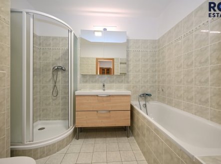 Pronájem bytu, 2+kk, 65 m²