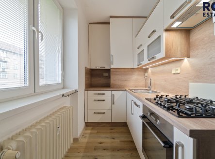 Pronájem bytu, 3+1, 64 m²