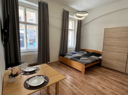 Pronájem bytu, 1+kk, 31 m²