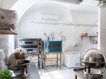 Pronájem restaurace, 179 m²