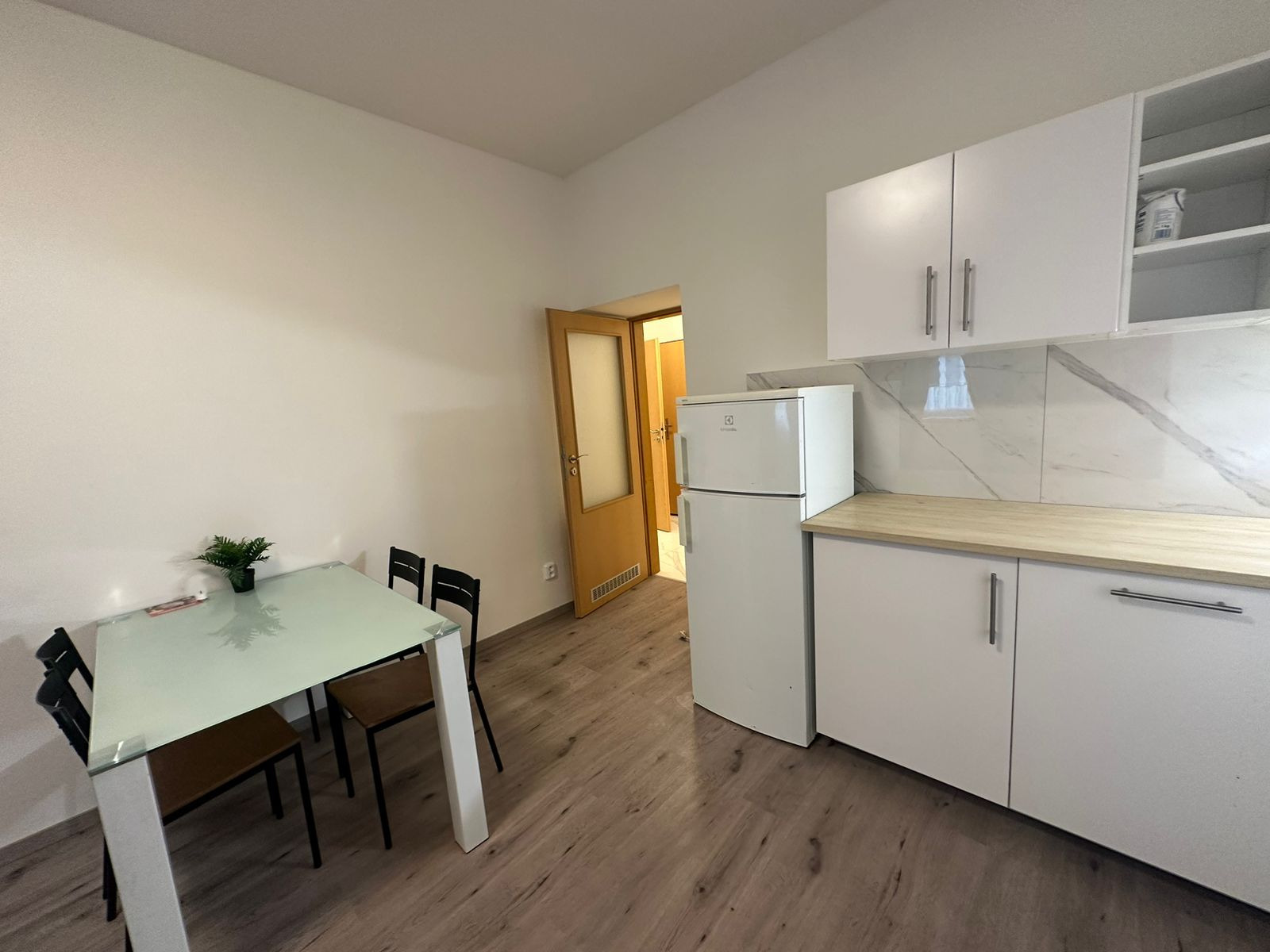 Pronájem bytu 2+kk, 45 m² | Praha 8 – Libeň | Ihned k nastěhování od 1. 9. 2026