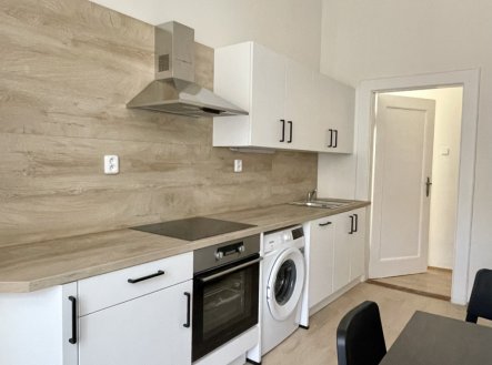 Pronájem bytu, 3+1, 89 m²