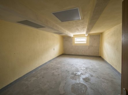 Pronájem skladu, 46 m²