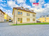 Pronájem obchodní prostory, 156 m²