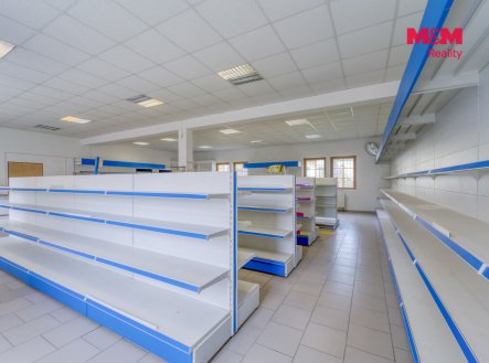 Pronájem obchodní prostory, 156 m²