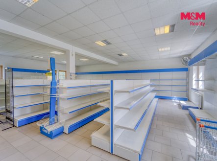 Pronájem obchodní prostory, 156 m²