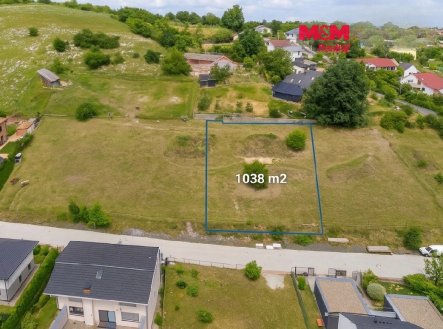 Prodej pozemku pro bydlení, 1 038 m²