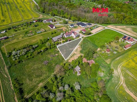 Prodej pozemku pro bydlení, 772 m² obrázek