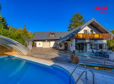 Prodej domu/vily, 300 m²