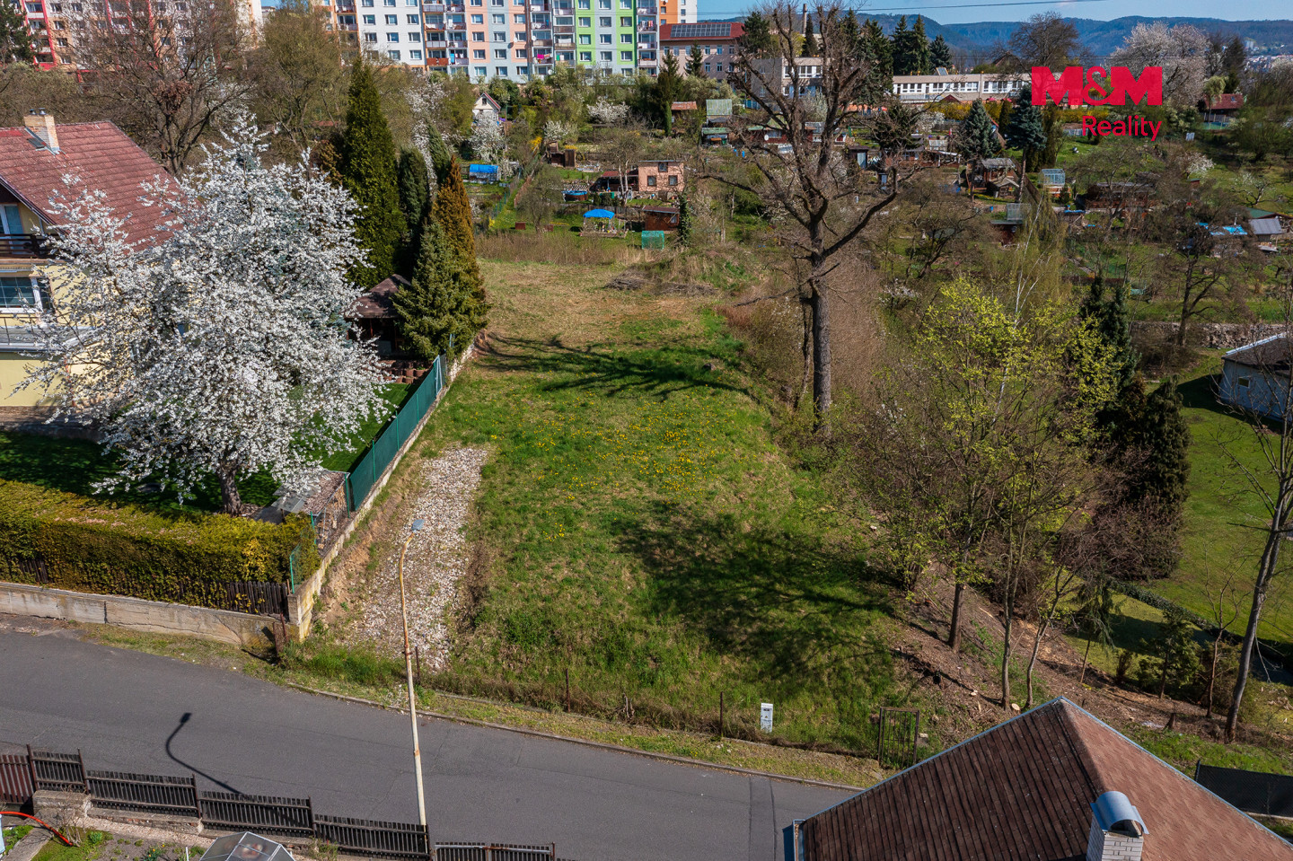 Pozemky_Chrochvice_3.jpg