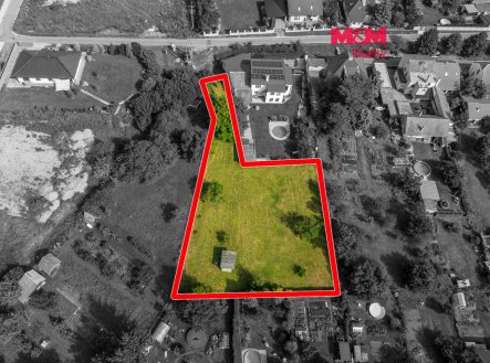 Prodej pozemku pro bydlení, 1 676 m²