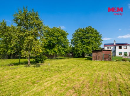 Prodej pozemku pro bydlení, 1 676 m²