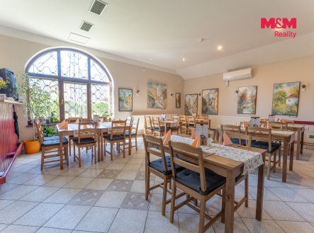 Prodej restaurace, 390 m²