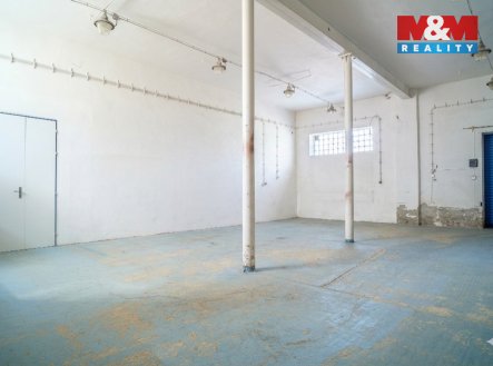 Prodej obchodní prostory, 1 200 m²