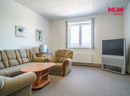 Prodej obchodní prostory, 1 200 m²