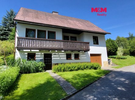 Pohled na dům | Prodej - dům/vila, 212 m²