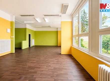 Pronájem obchodní prostory, 82 m²
