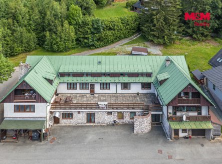 Prodej hotel, 1 200 m²