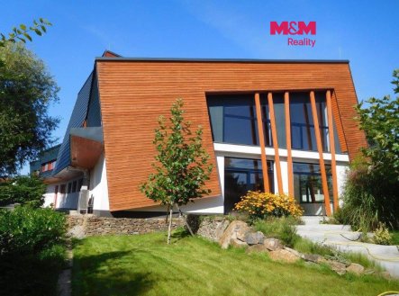 Prodej restaurace, 1 076 m²